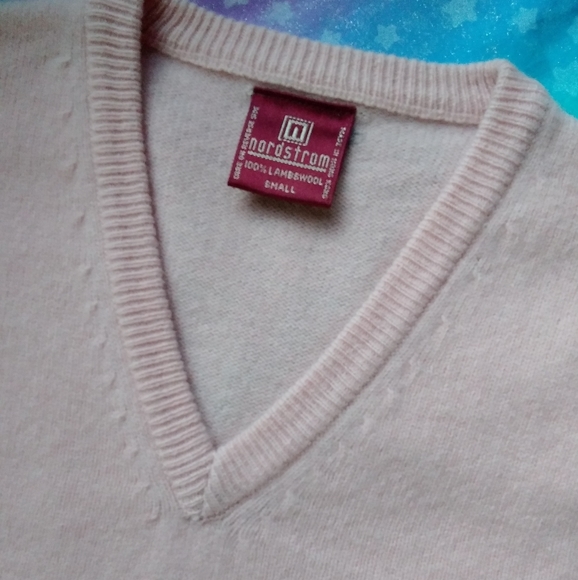 🌙Vintage Lambs Wool Nordstrom Sweater Vest - Picture 6 of 7